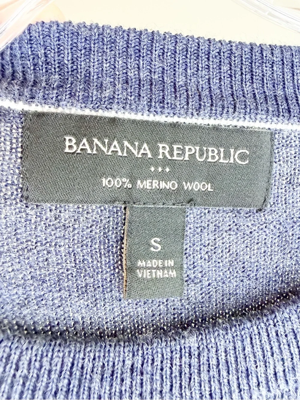 Banana Republic Men’s Heather Navy Crewneck Sweater